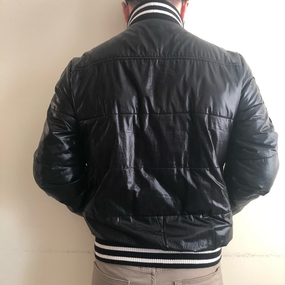 Padded coat - Picture 2 of 3